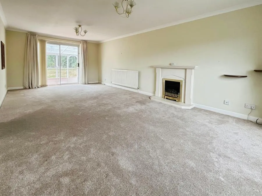 Marsh Close, Freshwater, PO40, photo 2