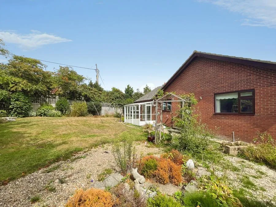Marsh Close, Freshwater, PO40, photo 14