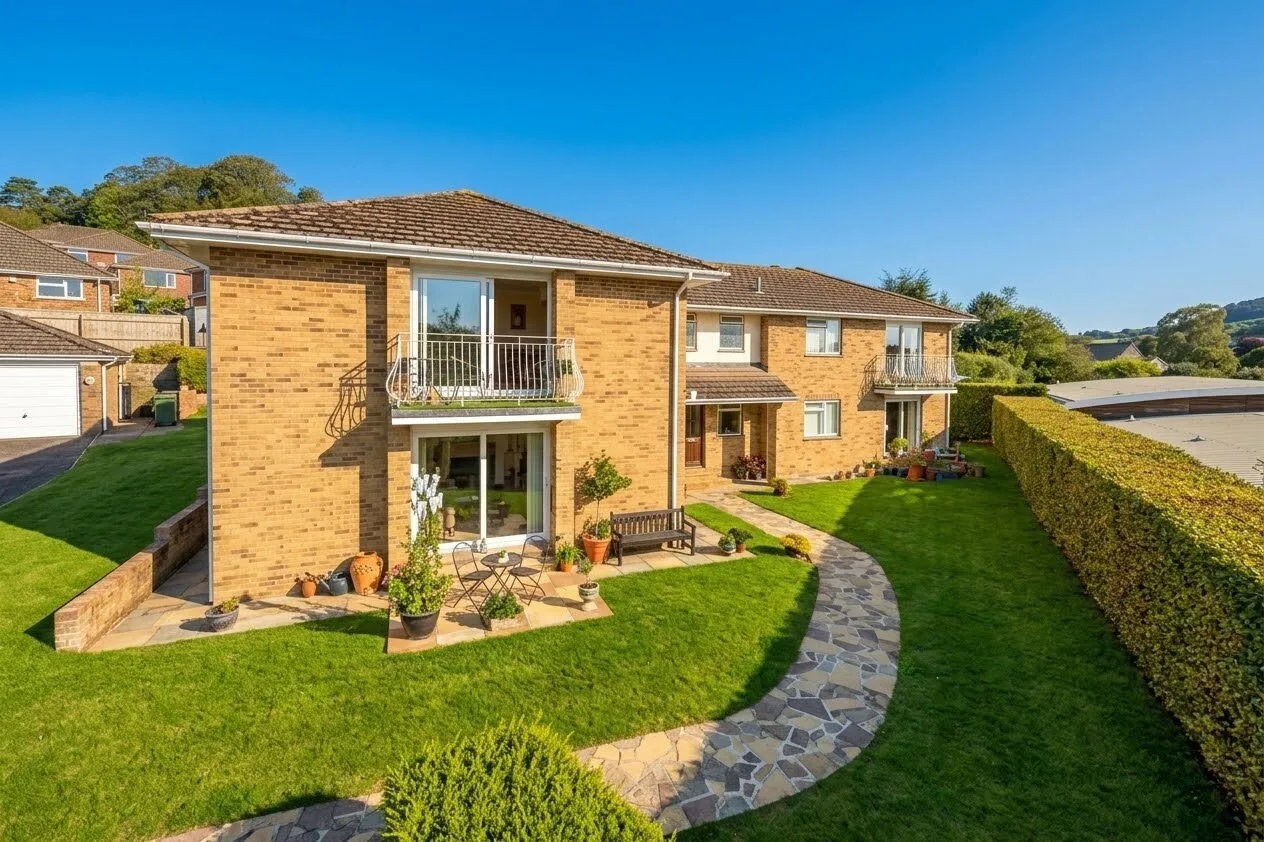 3 bed property for sale — Balfours, Sidmouth, Devon, EX10