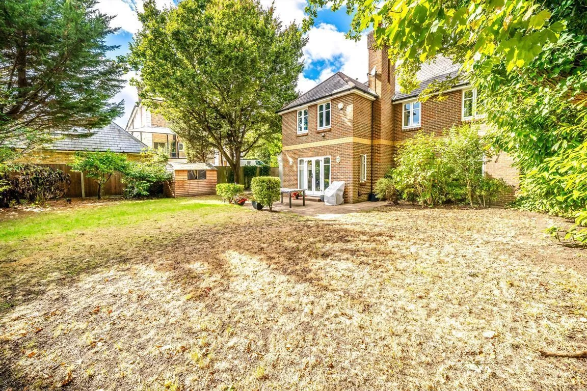 Hanger Hill, Weybridge, KT13, photo 12