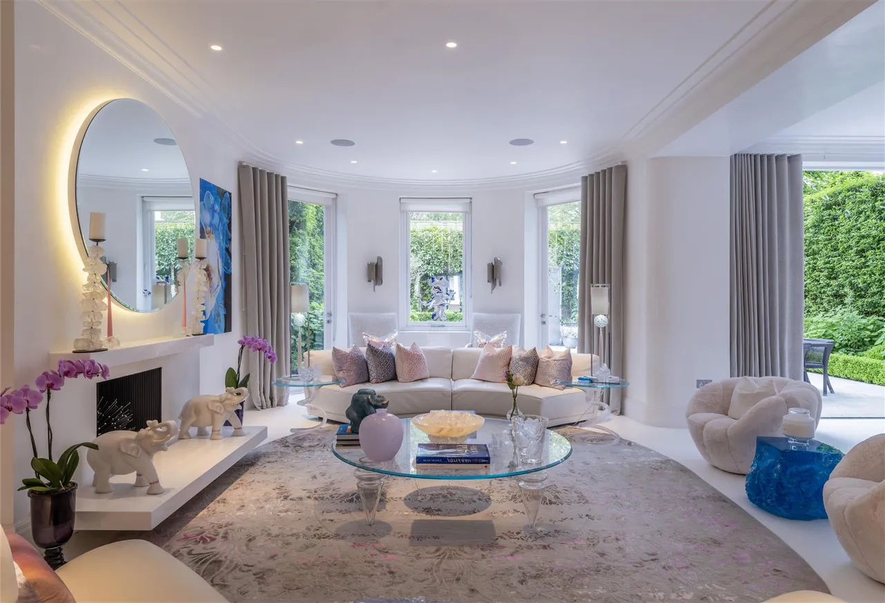 6 bed house for sale — Clifton Hill, St John's Wood, London, NW8 0QE