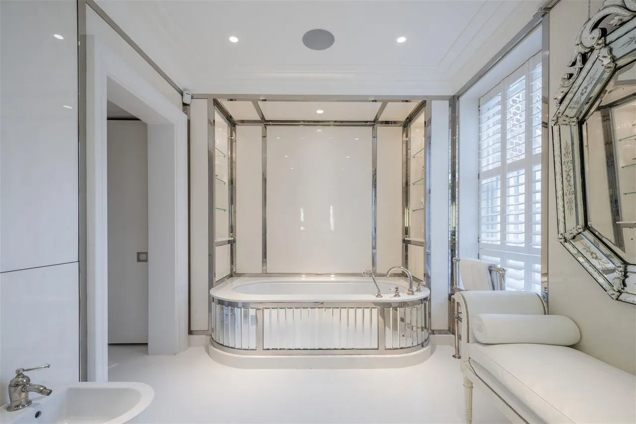 Clifton Hill, St John's Wood, London, NW8 0QE, photo 13