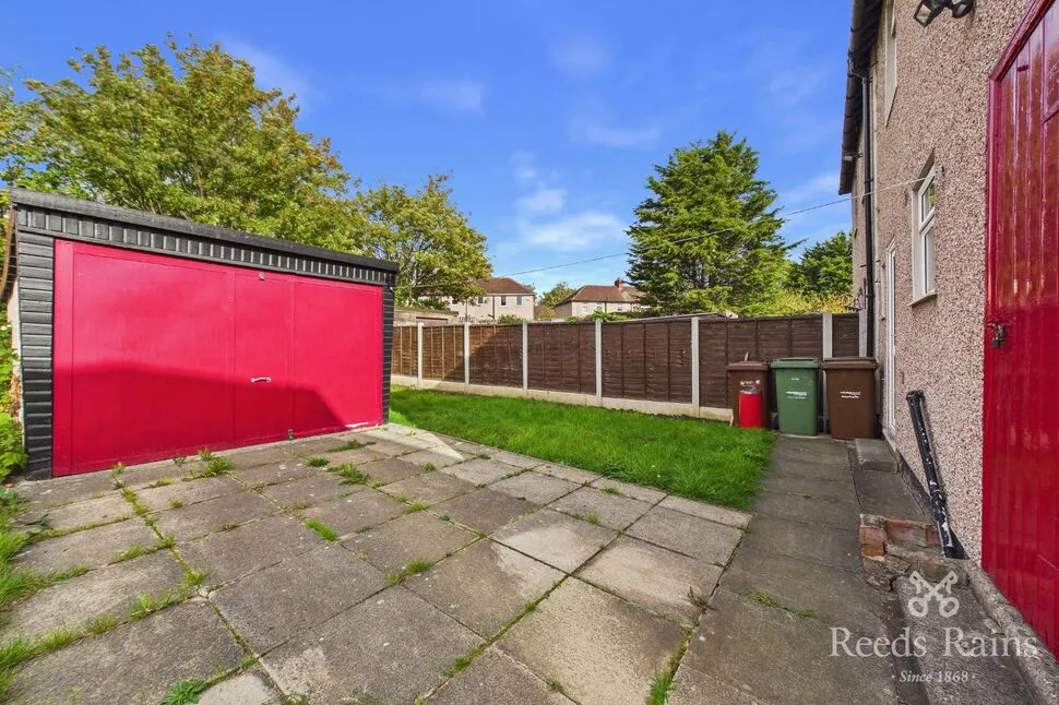 Snapethorpe Crescent, Wakefield, WF2, photo 12
