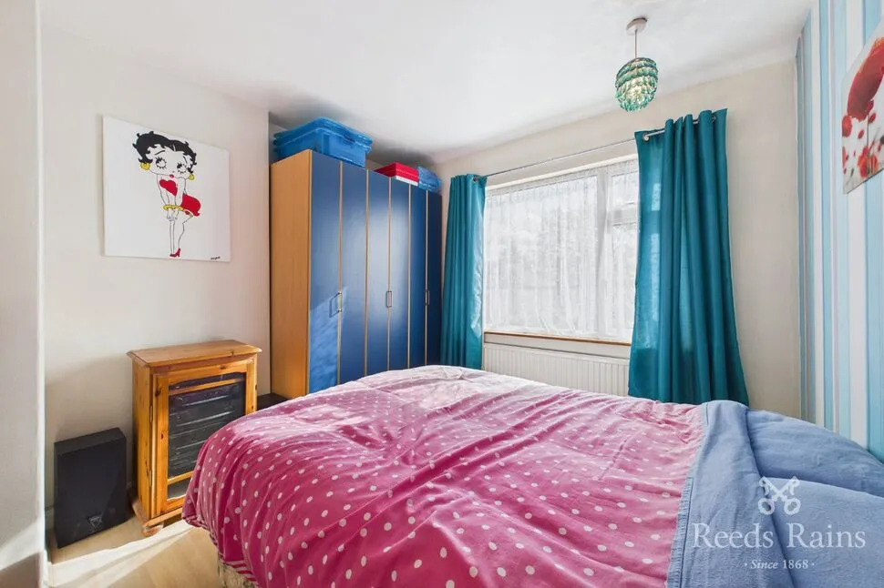 Snapethorpe Crescent, Wakefield, WF2, photo 5