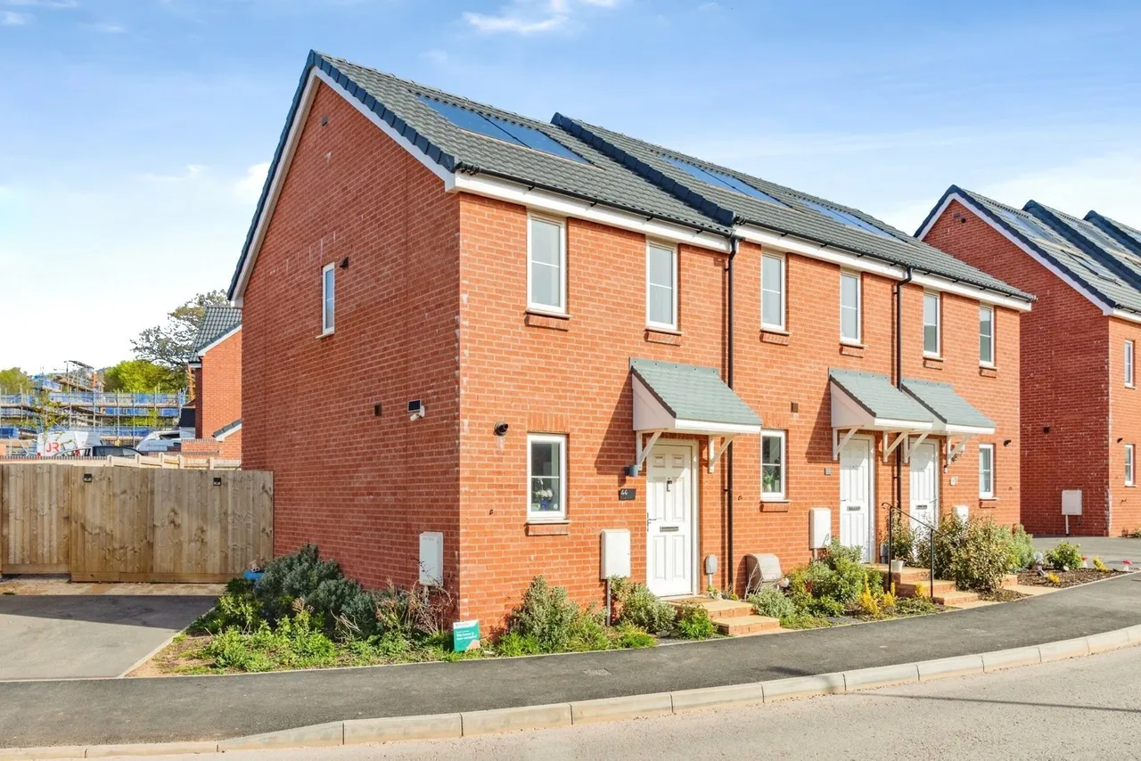 2 bed house for sale, Plover Road, Dawlish, EX7