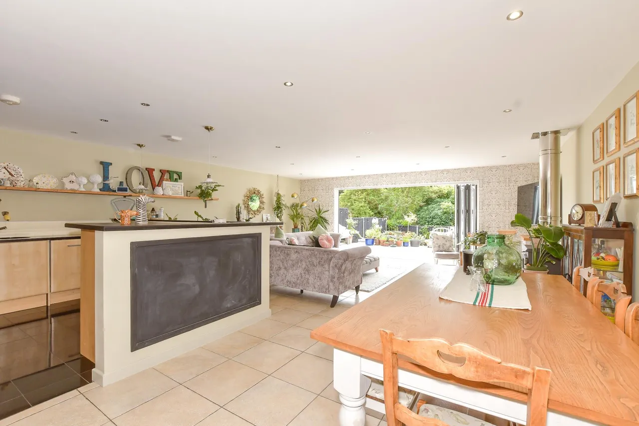 St Mary's Grove, Seasalter, CT5, photo 6