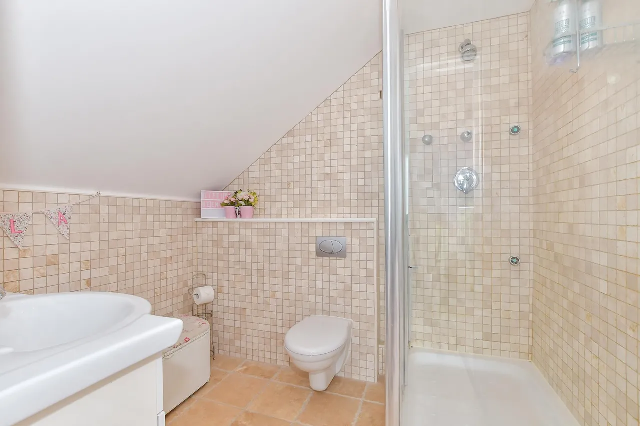 St Mary's Grove, Seasalter, CT5, photo 10