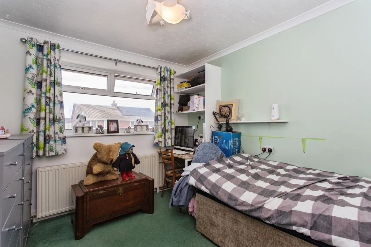 Lowther Crescent, Leyland, PR26, photo 11
