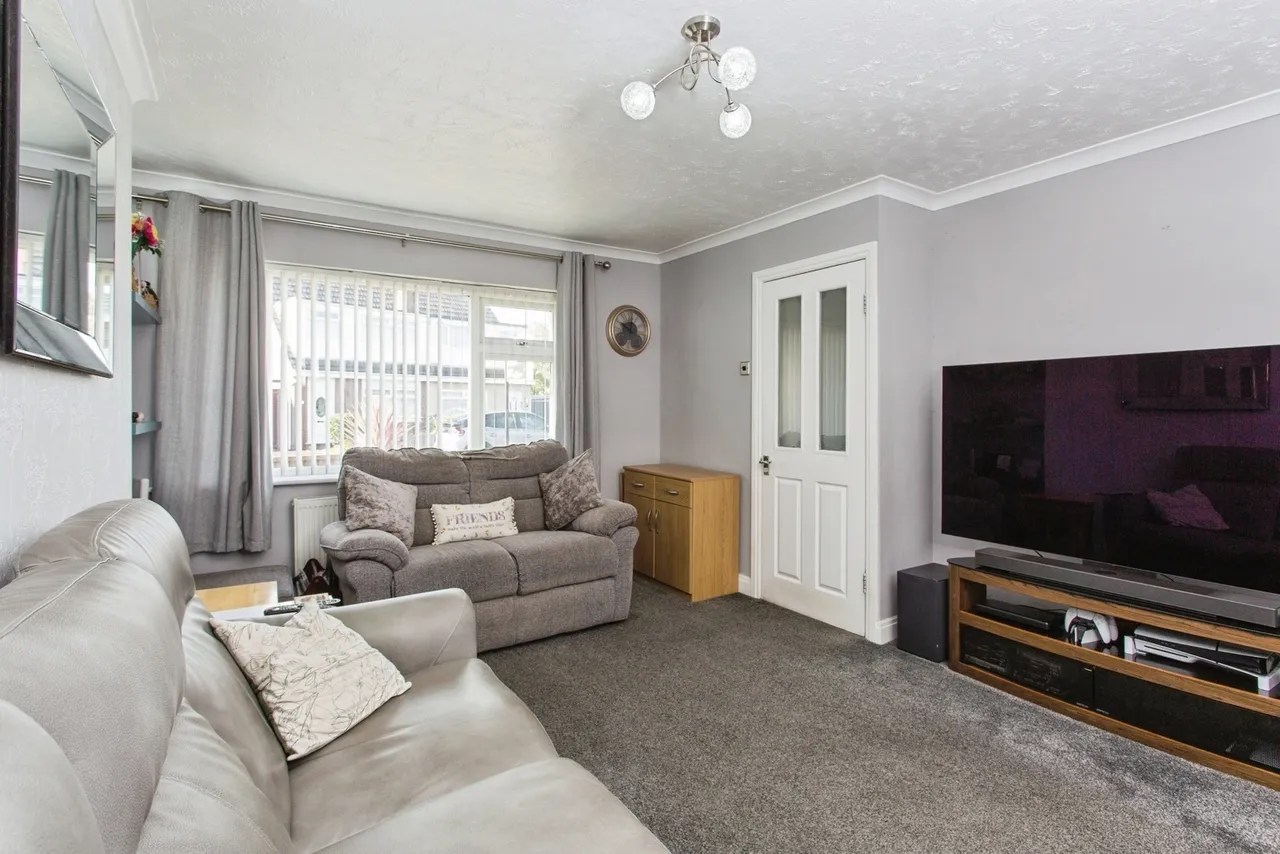 Lowther Crescent, Leyland, PR26, photo 2