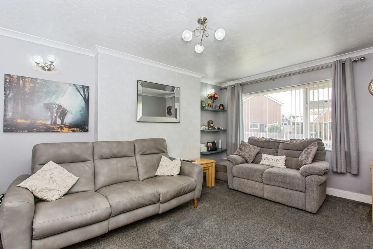 Lowther Crescent, Leyland, PR26, photo 5