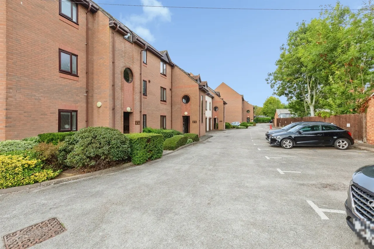 Chestnut Place, Southam, CV47, photo 6