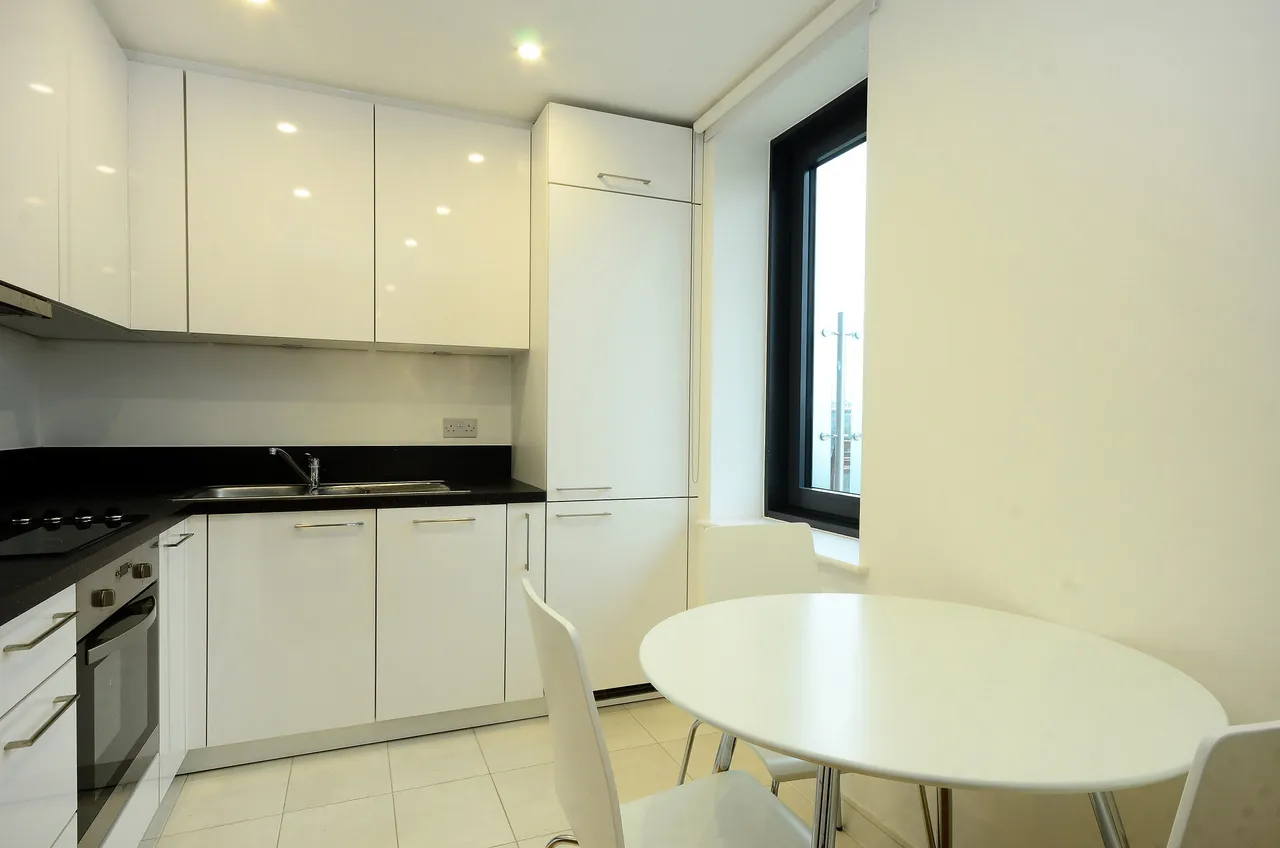 52 College House, 52 Putney Hill, London, photo 2