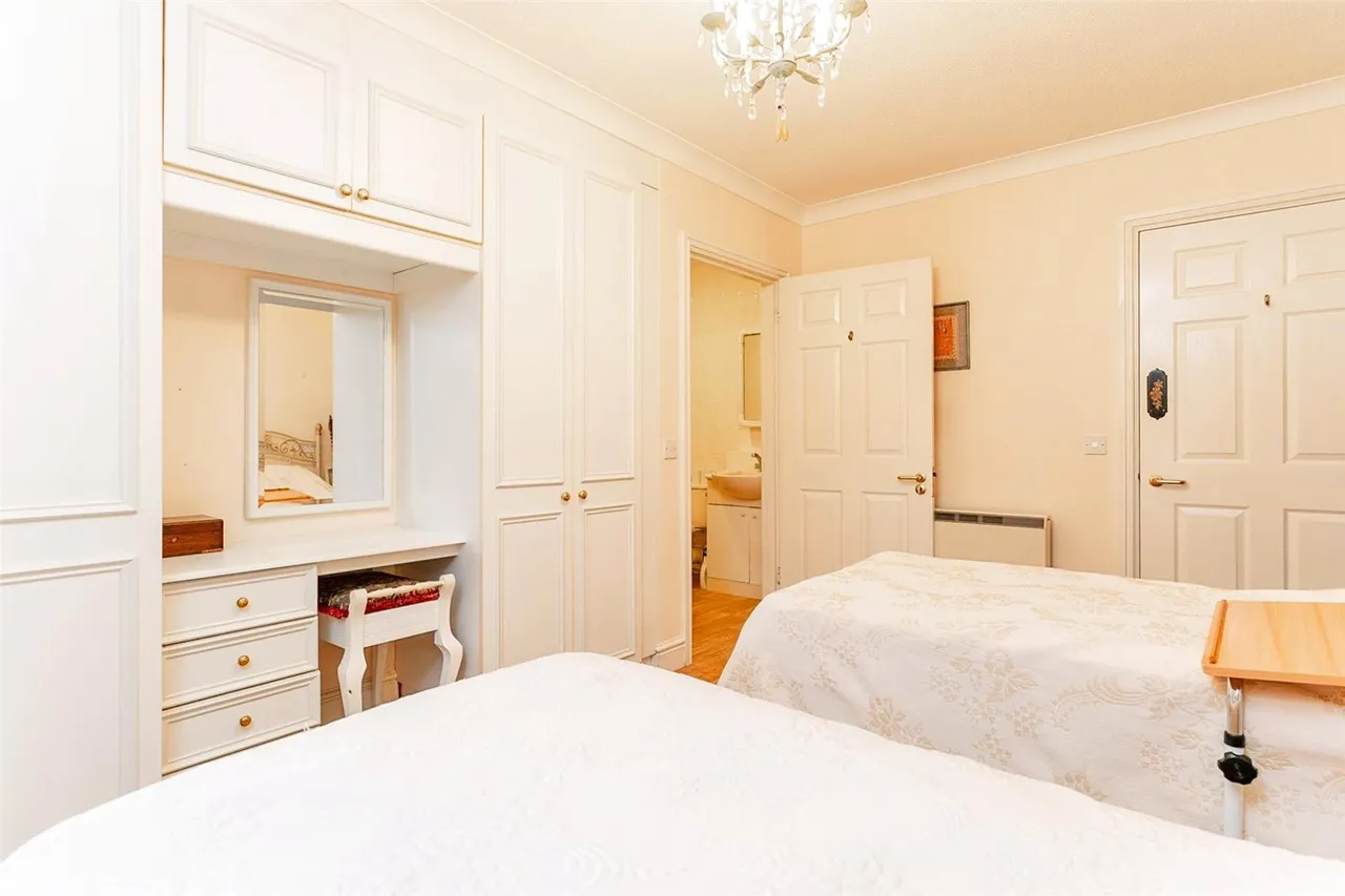 Alma Road, Reigate, RH2, photo 11