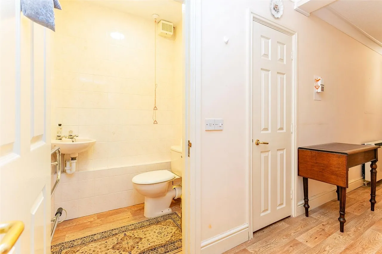 Alma Road, Reigate, RH2, photo 10