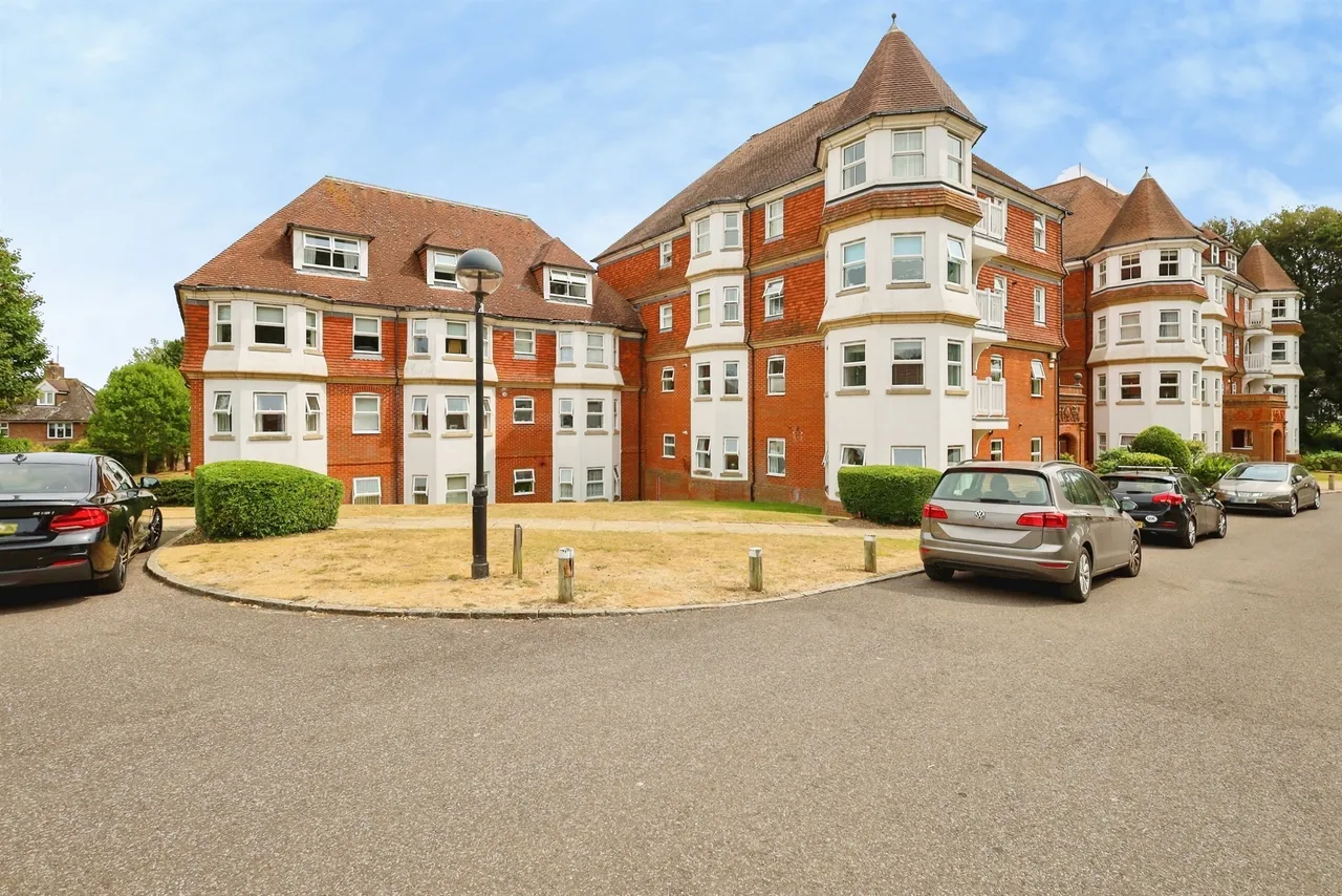 St. Annes Road, Eastbourne, BN21, photo 17