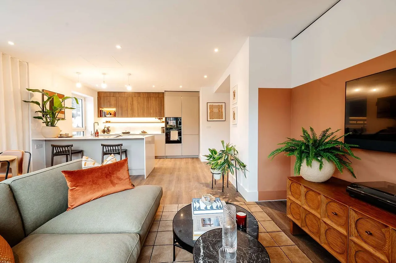 Bow Green, Bow Common Lane, London, E3 4BT, photo 3