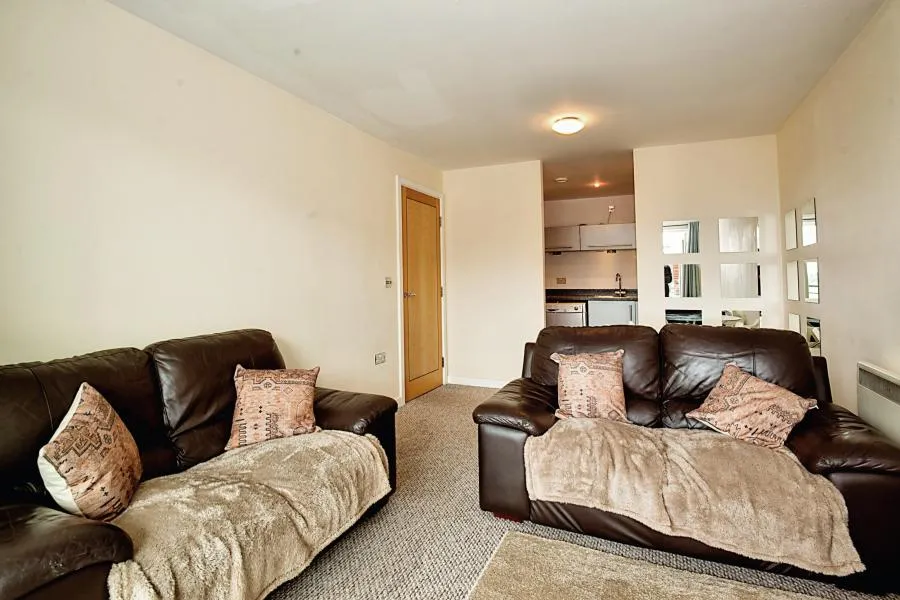 Watkiss Way, Caerdydd, CF11, photo 4