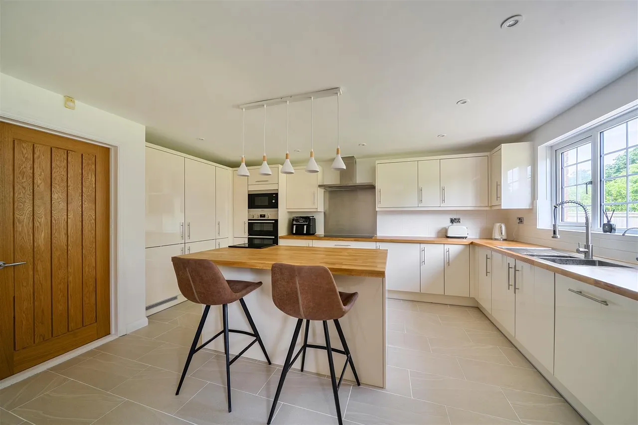 Skylark Meadows, Whiteley, photo 7