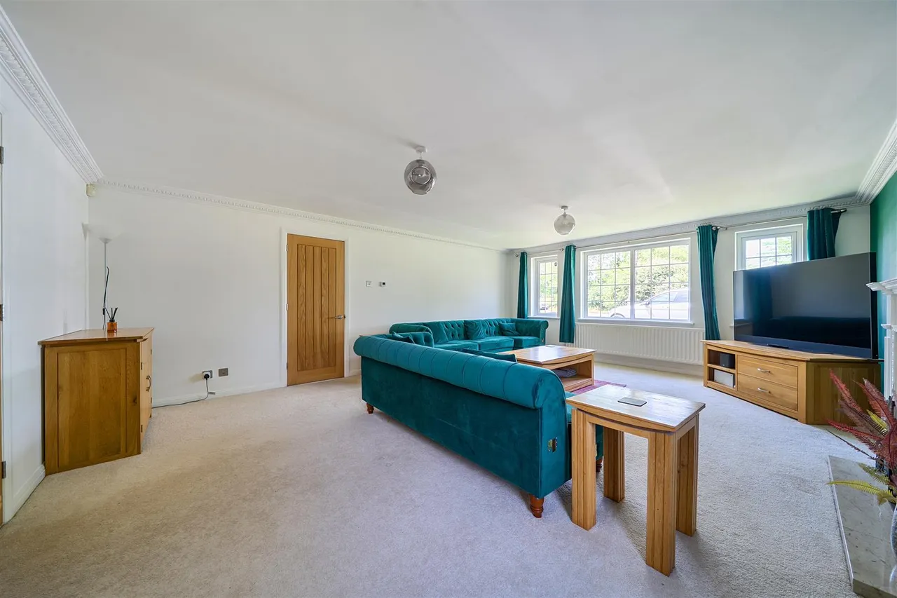 Skylark Meadows, Whiteley, photo 4