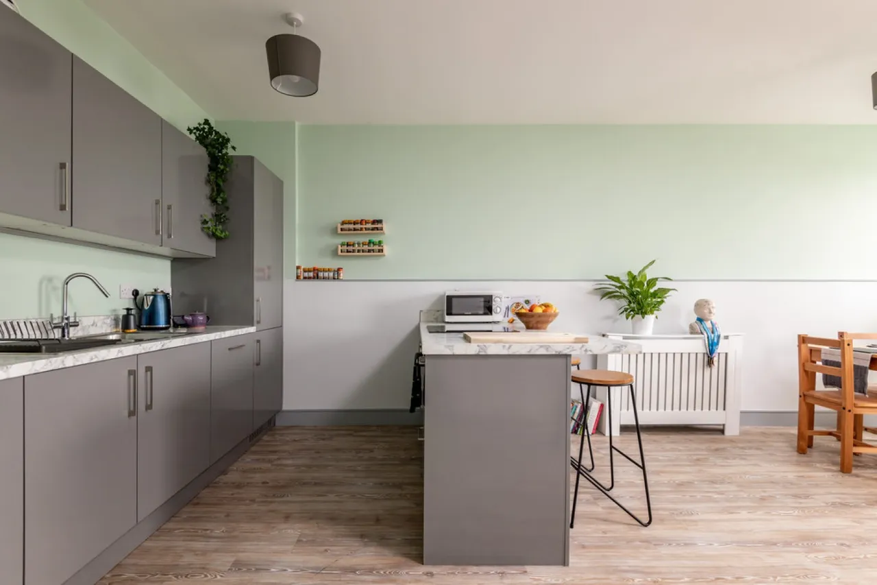Winterthur Lane, KY12, photo 4