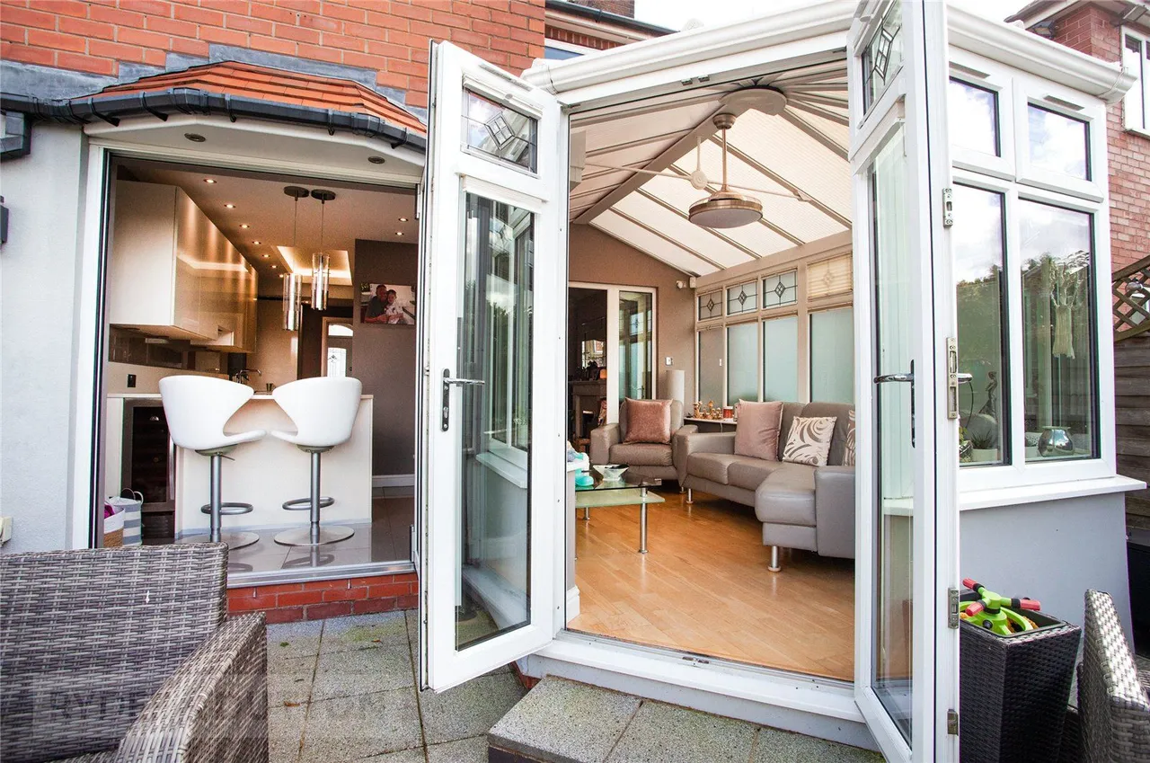 Acresfield Road, Middleton, M24, photo 12