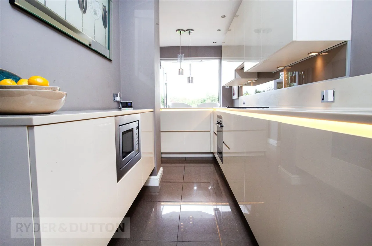 Acresfield Road, Middleton, M24, photo 13