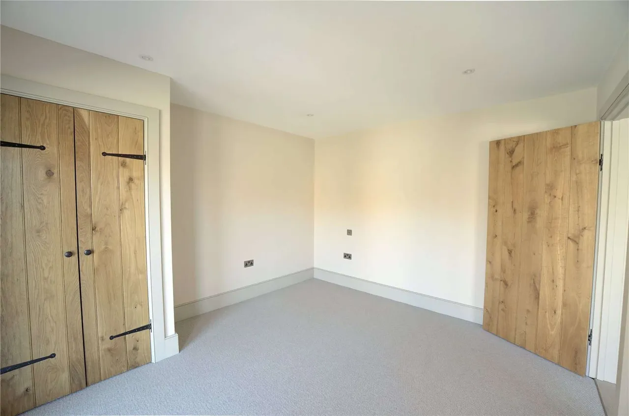 Wood Bevington Farm Barns, Wood Bevington, Alcester, Warwickshire, B49 5LX, photo 10
