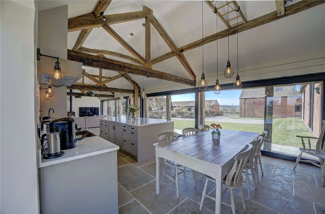 Wood Bevington Farm Barns, Wood Bevington, Alcester, Warwickshire, B49 5LX, photo 2