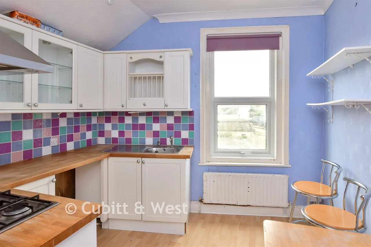 Murray Avenue, Newhaven, BN9, photo 6