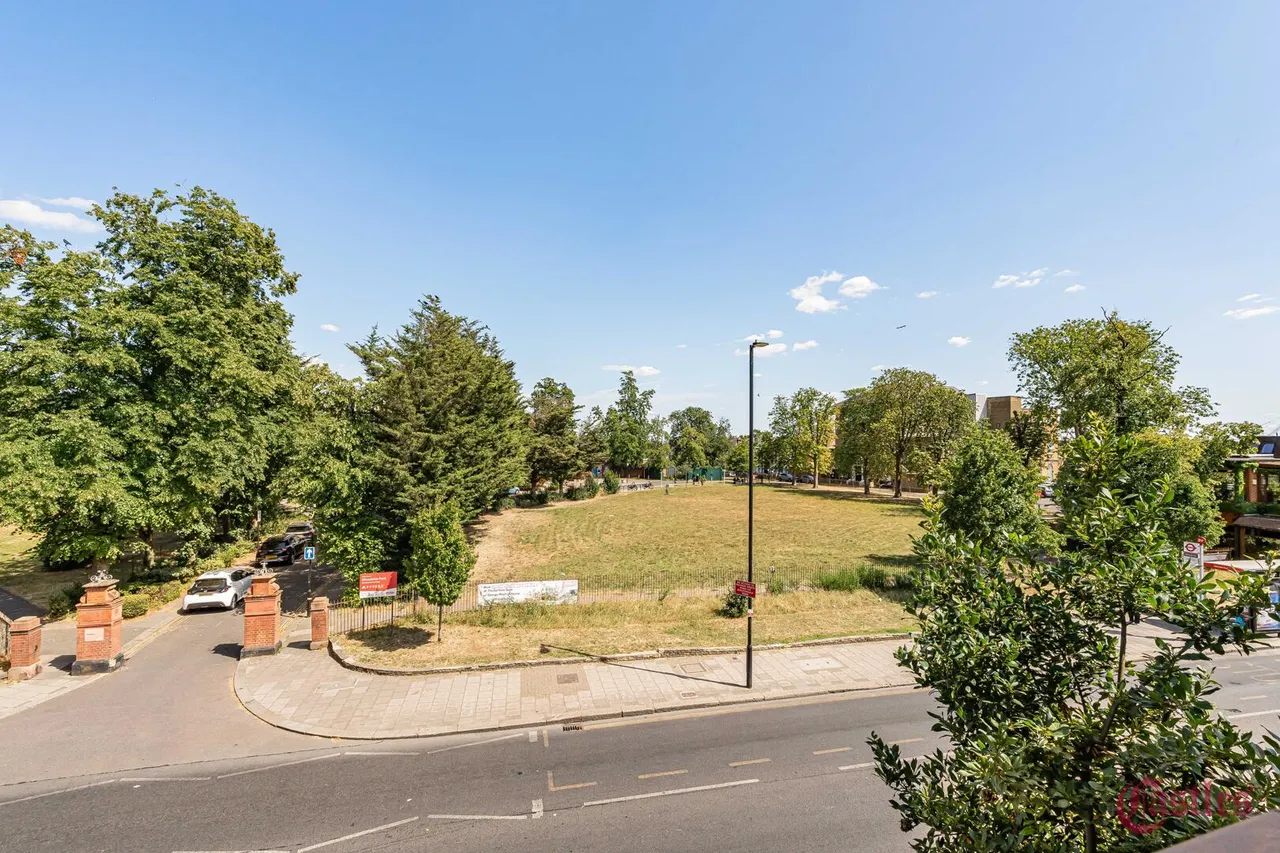 Nightingale Road, N22, photo 17