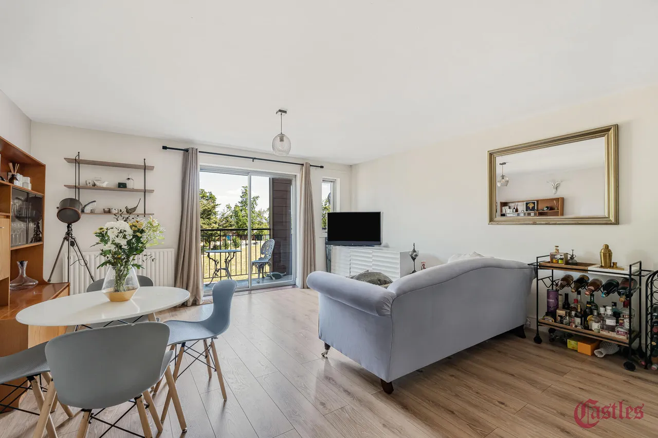 2 bed flat for sale, Nightingale Road, N22
