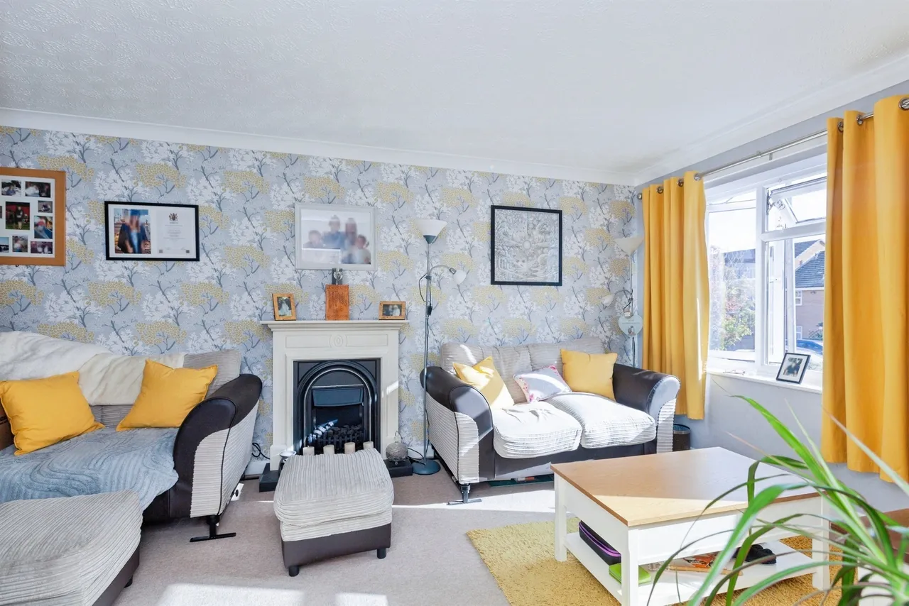 Winterburn Gardens, Whetstone, LE8, photo 4