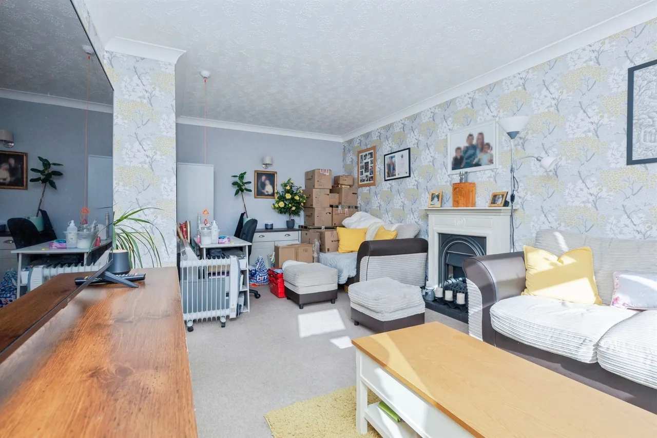 Winterburn Gardens, Whetstone, LE8, photo 6