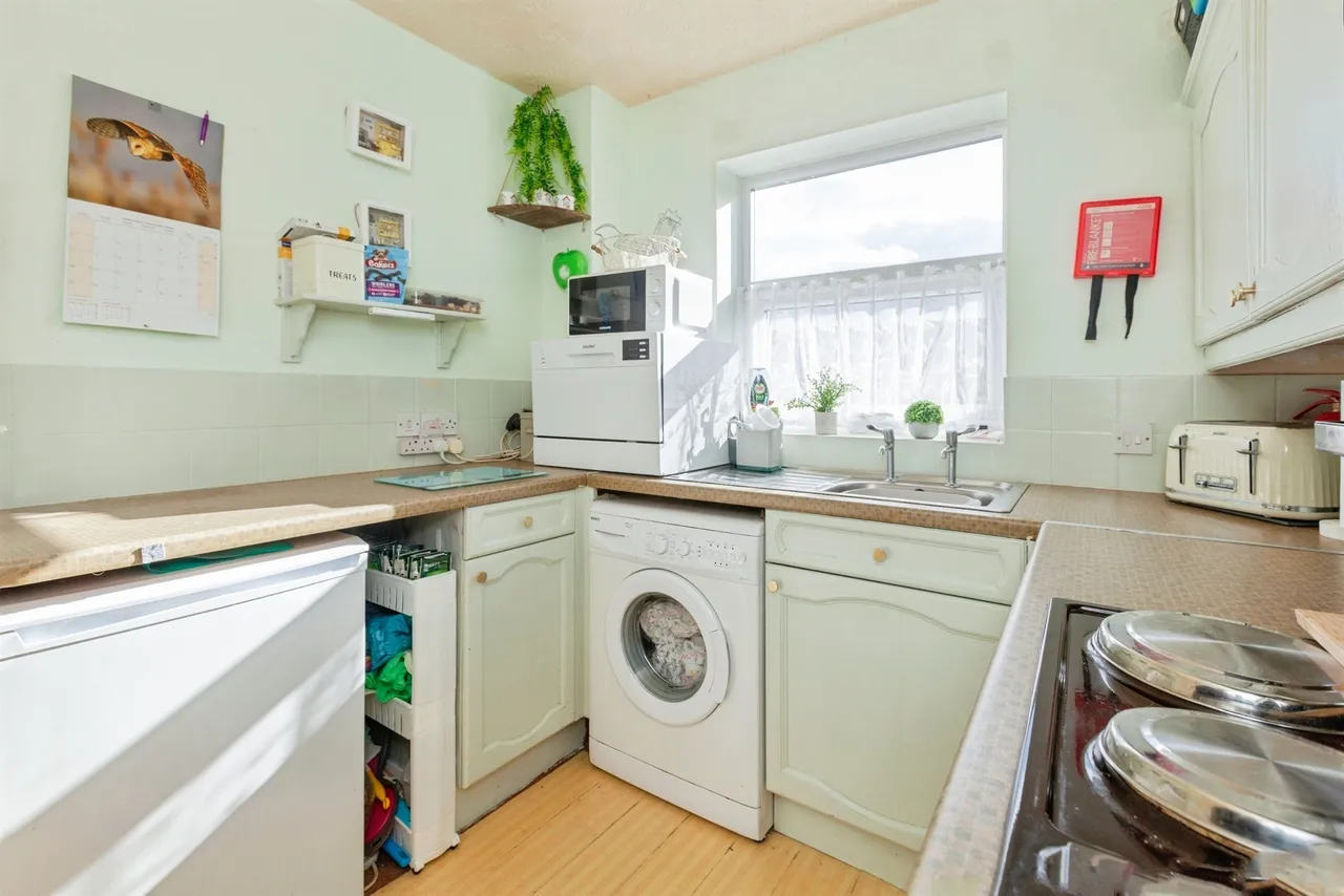 Winterburn Gardens, Whetstone, LE8, photo 7