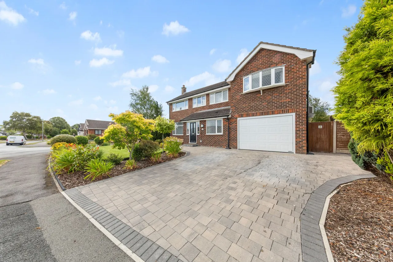 Chiltern Road, Culcheth, Warrington, WA3 4LQ, photo 30