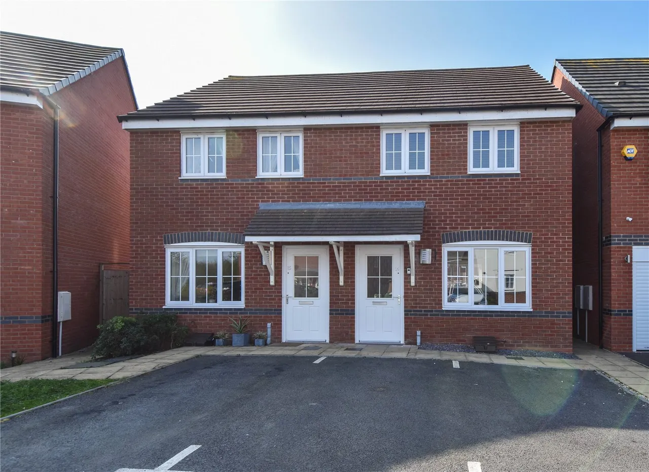 2 bed house for sale — Rectory Gardens, Alvechurch, Birmingham, B48 7TH