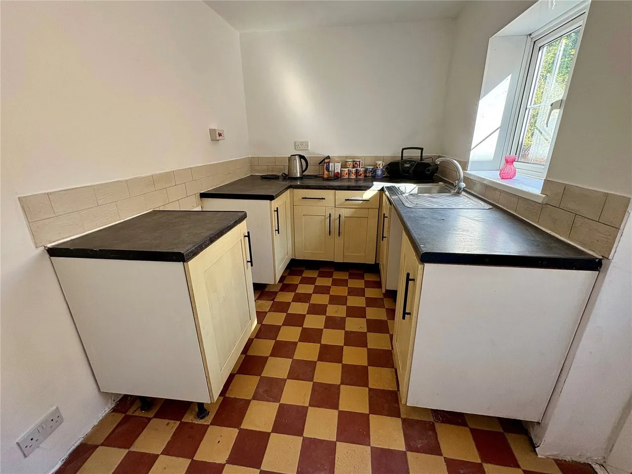 Eastland Road, Yeovil, BA21, photo 3