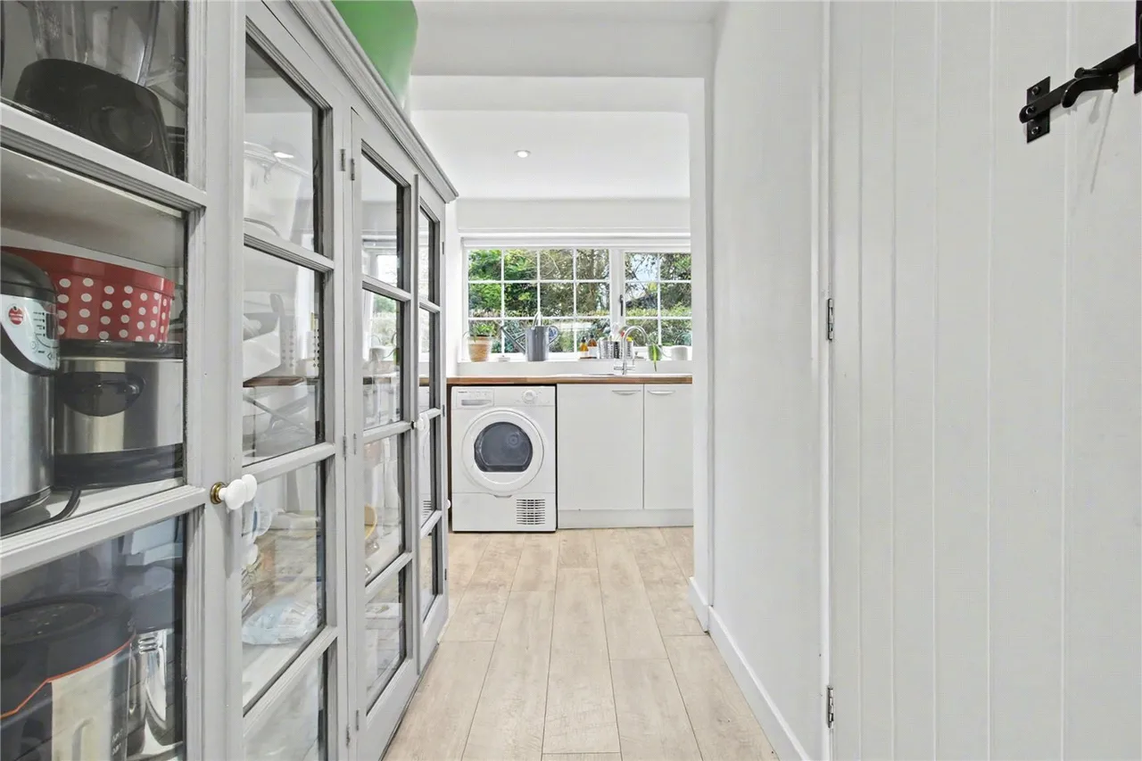 The Street, Brampton, NR34, photo 13