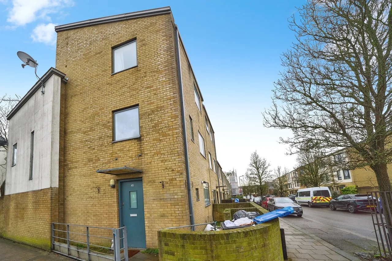 5 bed house for sale — Fawood Avenue, London