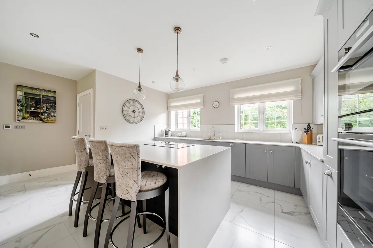 153 Amersham Road, Beaconsfield, HP9, photo 8