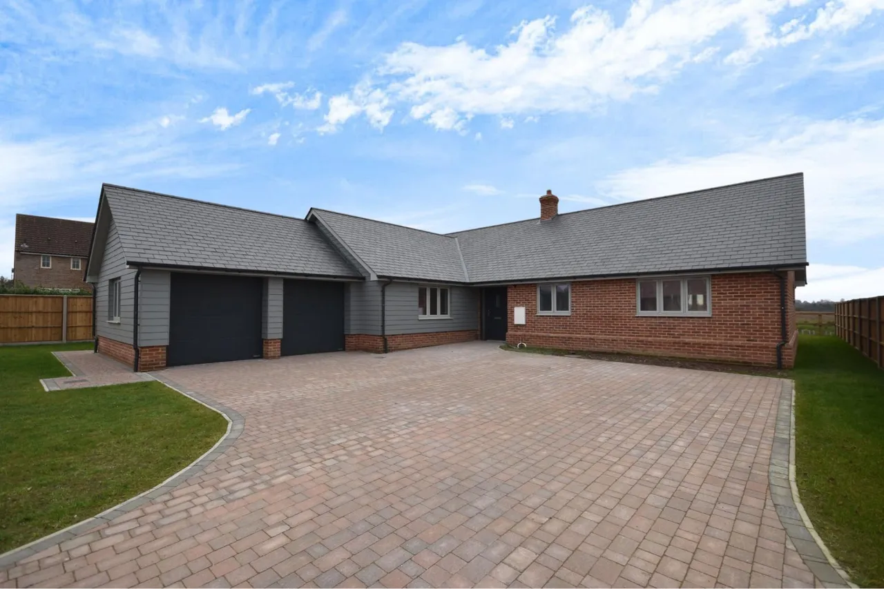 Sweet Hill Drive, Norton, photo 3