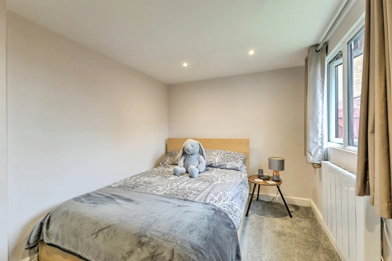 Beaune Close, Northampton, NN5, photo 11