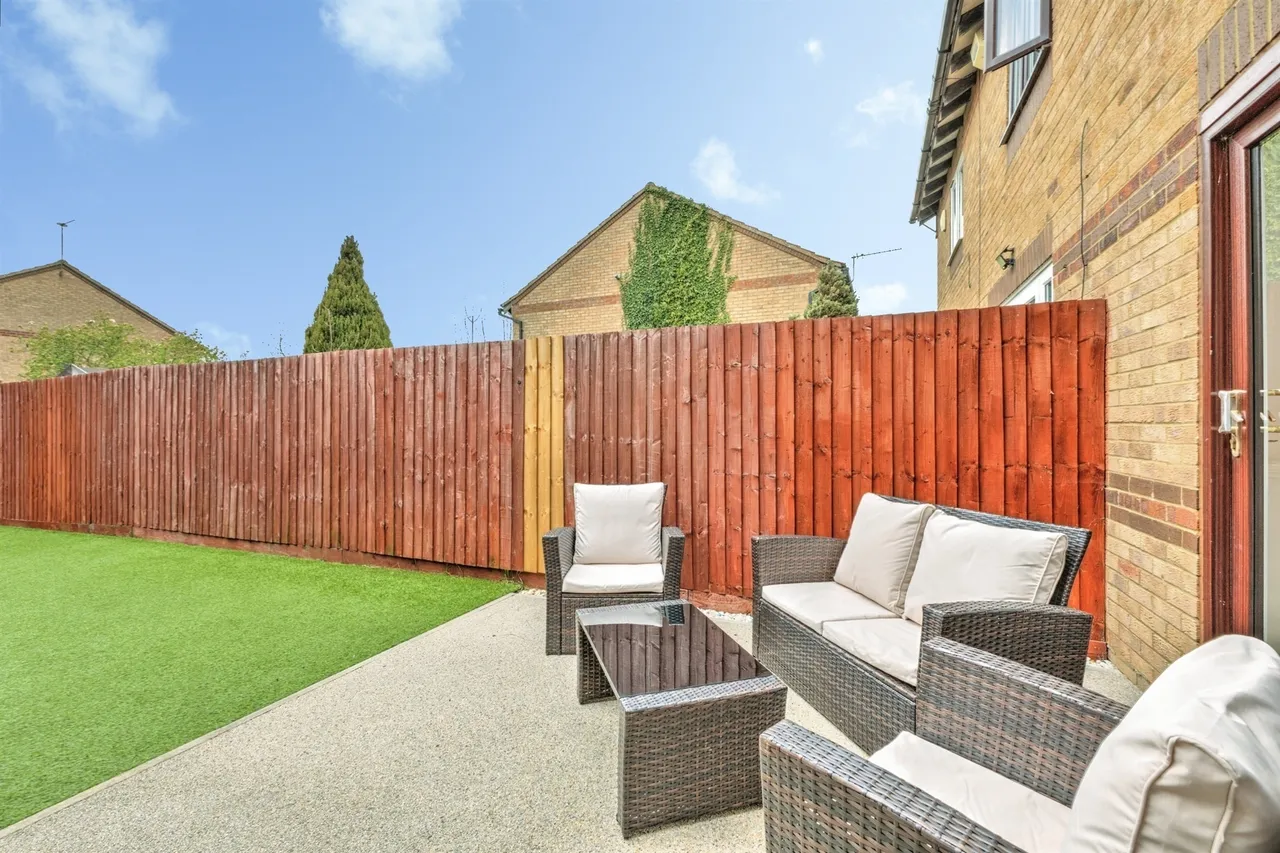 Beaune Close, Northampton, NN5, photo 16