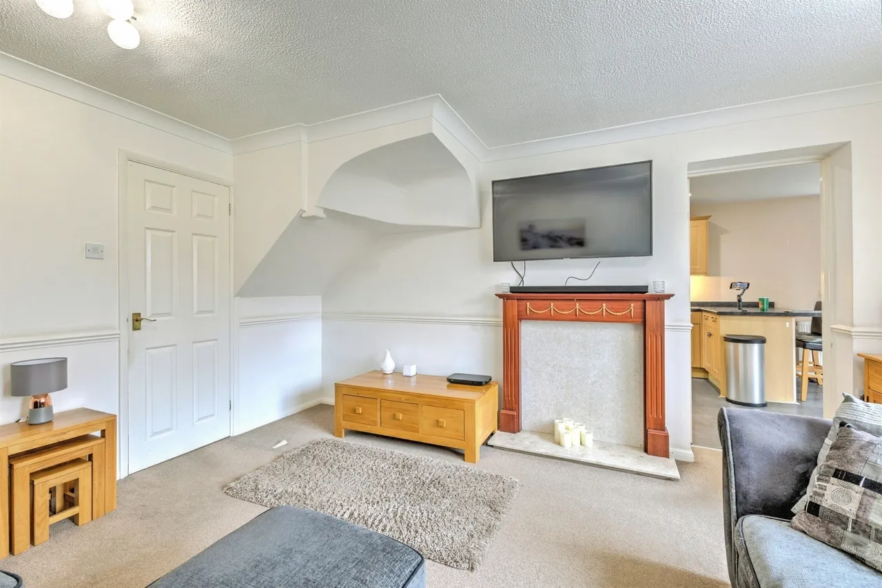 Beaune Close, Northampton, NN5, photo 8