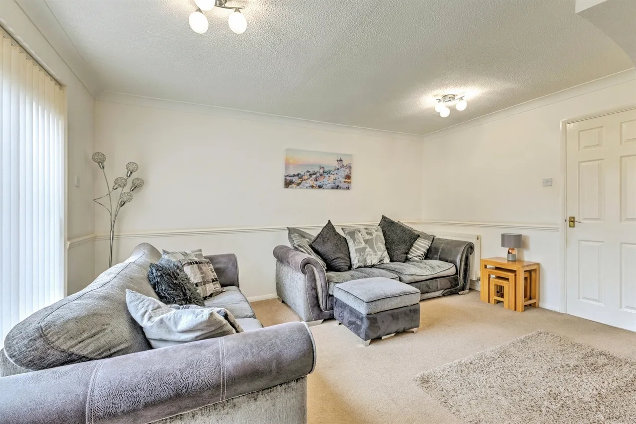Beaune Close, Northampton, NN5, photo 5