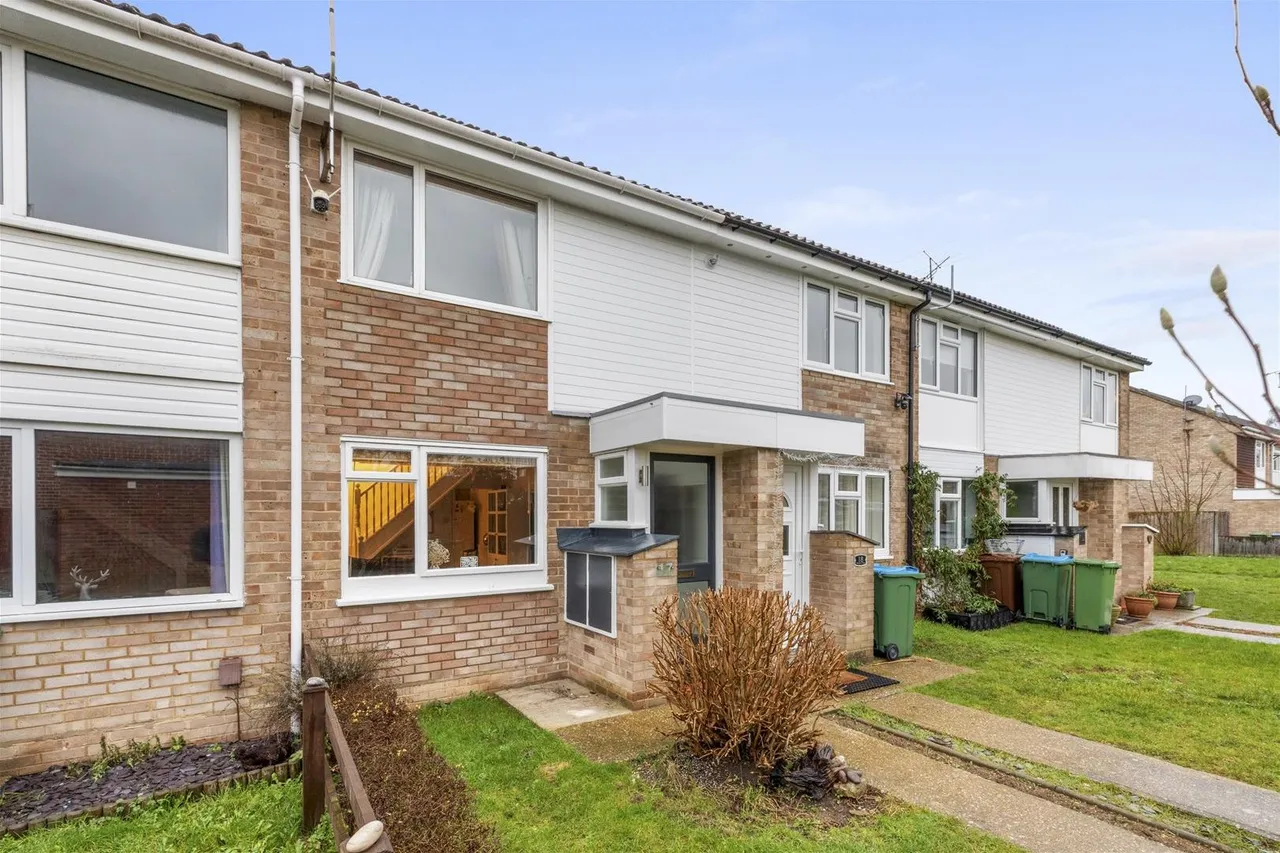 Hillington Close, Aylesbury, HP19, photo 15