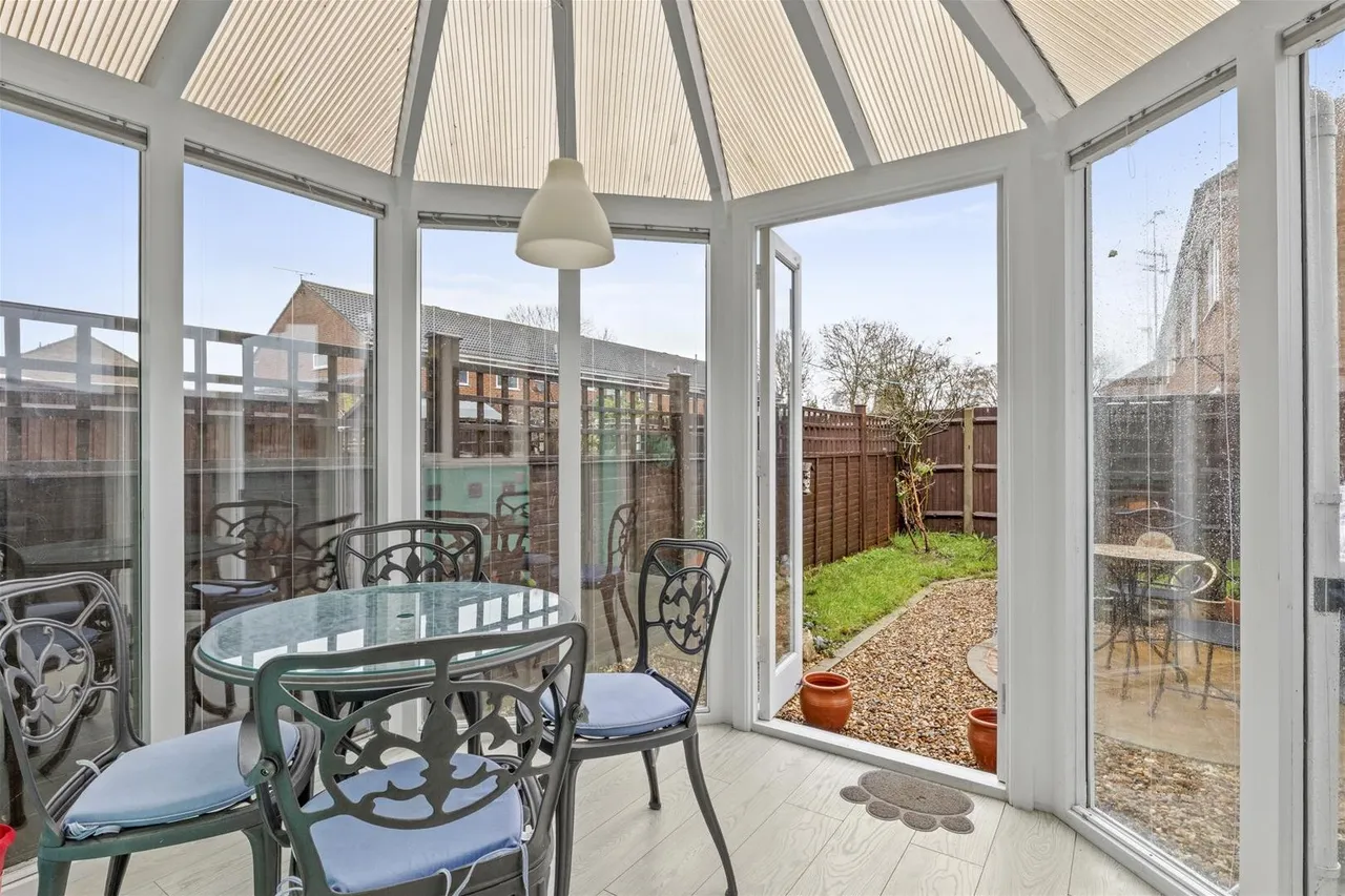 Hillington Close, Aylesbury, HP19, photo 5
