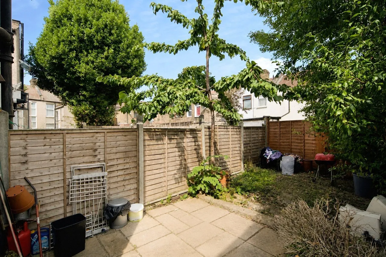 Nelson Street, East Ham, London, E6, photo 14