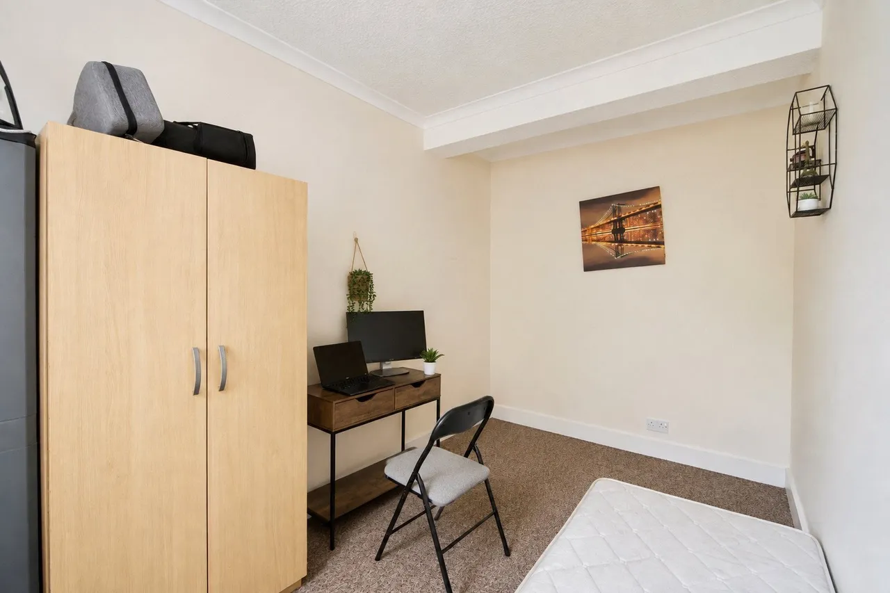 Nelson Street, East Ham, London, E6, photo 10