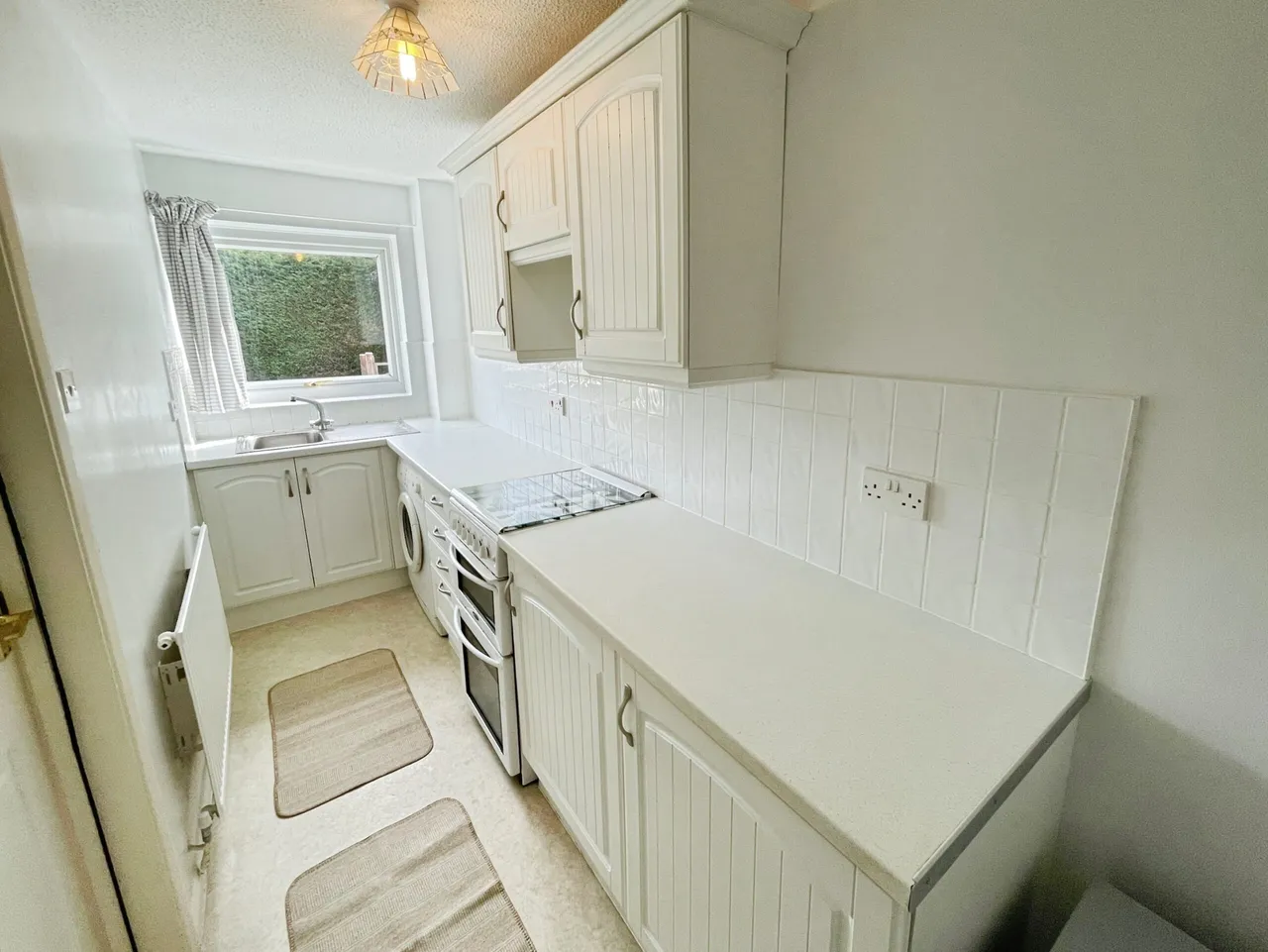 Thumwood, Chineham, Basingstoke, Basingstoke, RG24 8TE, photo 4